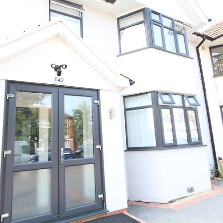 Bluegreen Suites Edgware Exterior photo